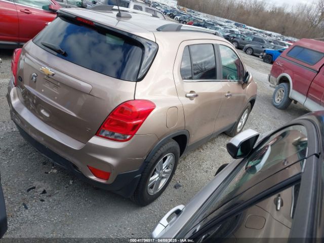 3GNCJLSB8JL207404 Chevrolet Trax Lt