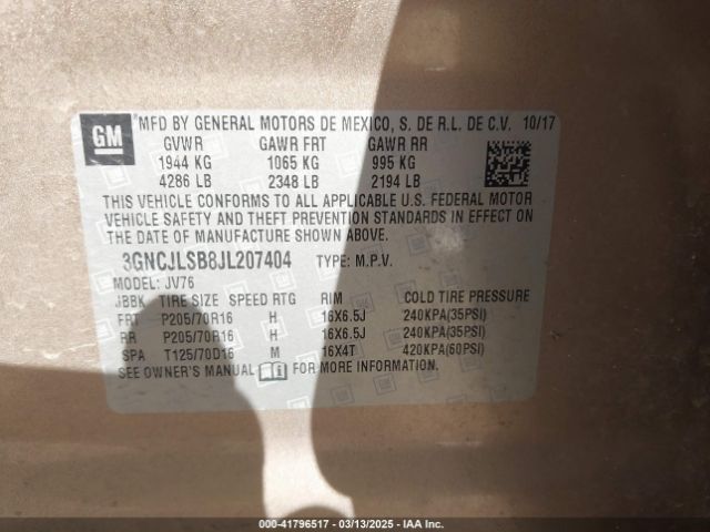 3GNCJLSB8JL207404 Chevrolet Trax Lt