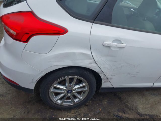 1FADP3K22HL248182 Ford FOCUS SE