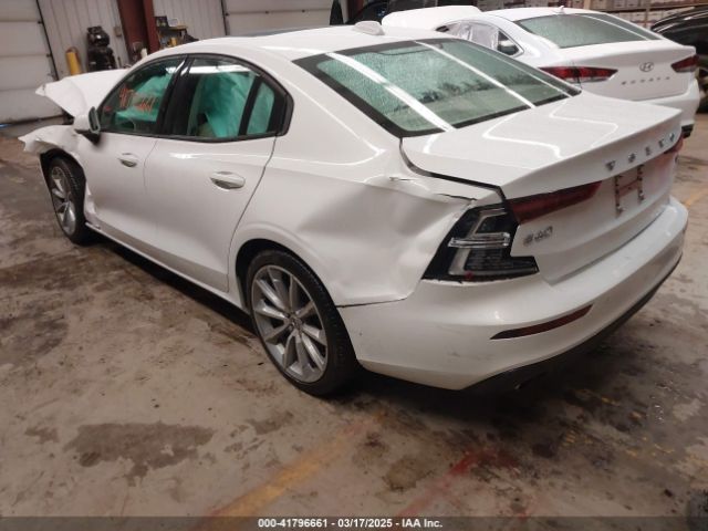 2021 VOLVO S60 7JR102FK7MG102659 Photo 2