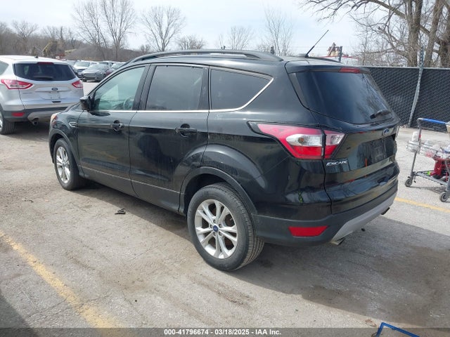 1FMCU0GD6JUA43340 Ford ESCAPE SE