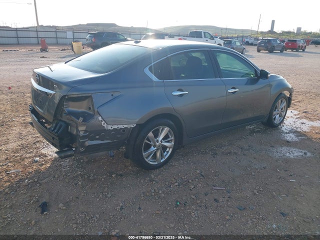 1N4AL3AP0FN373551 Nissan 2015