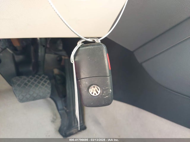 3VWD07AJ2FM413901 Volkswagen Jetta 1.8t Se