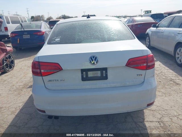 3VWD07AJ2FM413901 Volkswagen Jetta 1.8t Se