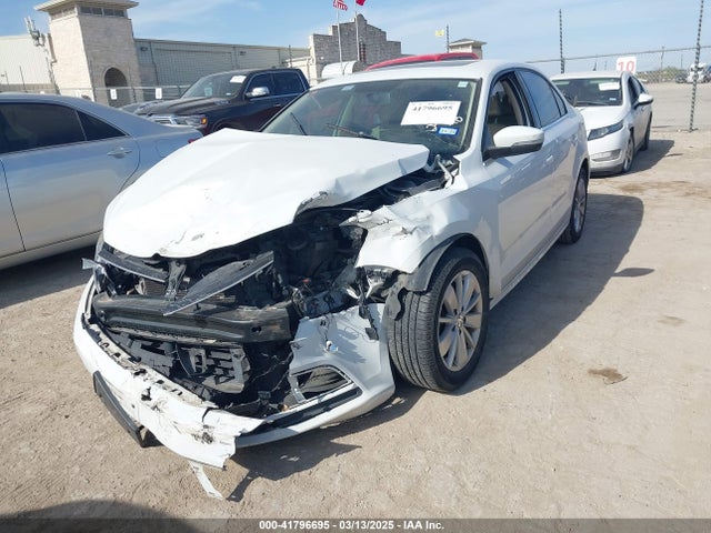 3VWD07AJ2FM413901 Volkswagen Jetta 1.8t Se