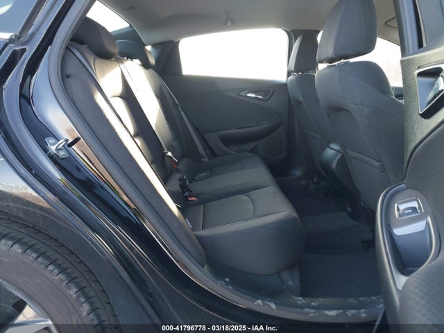 1G1ZG5STXMF036040 Chevrolet Malibu Fwd Rs