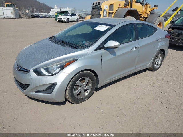 5NPDH4AE3FH547495 Hyundai ELANTRA SE