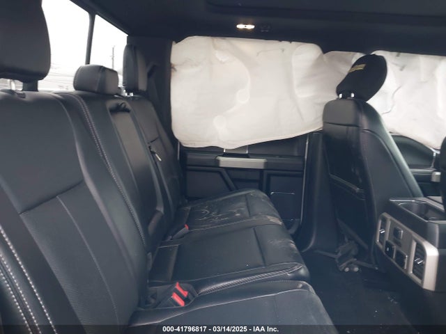 1FTFW1EG6JFC17281 Ford F-150 Lariat