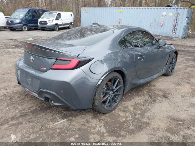 2024 TOYOTA GR86 JF1ZNBE18R8756993 Photo 3