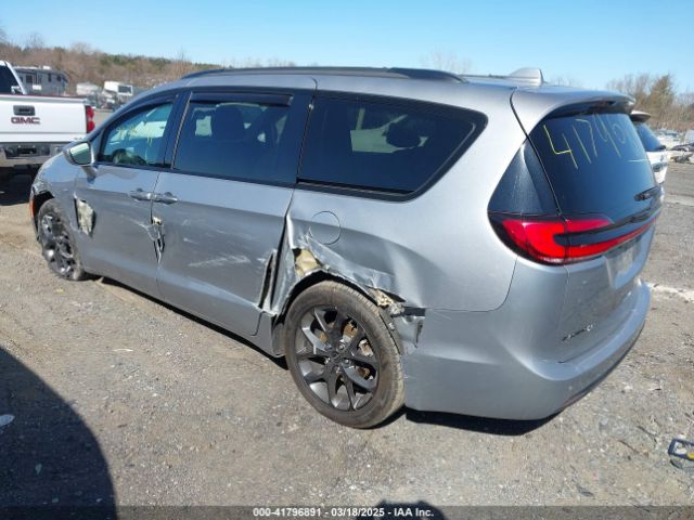 2021 CHRYSLER PACIFICA 2C4RC1FG8MR565455 Photo 2