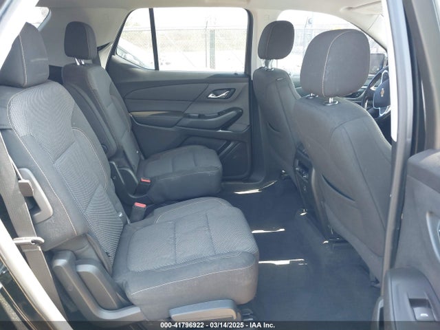 1GNERGKW1KJ158289 Chevrolet Traverse 1lt