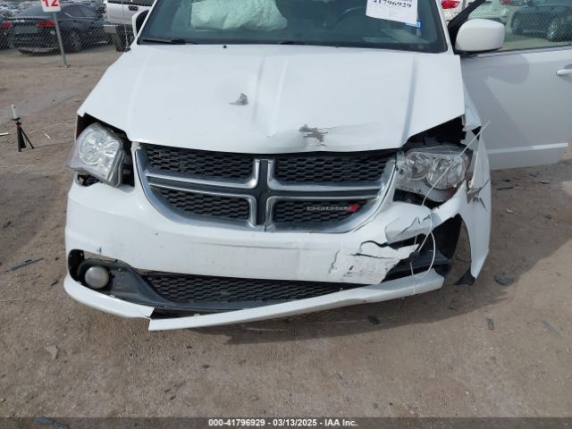 2C4RDGCG2JR283490 Dodge Grand Caravan Sxt