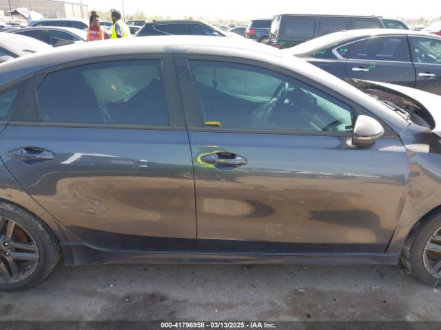 3KPF34ADXME307148 KIA Forte Gt-line