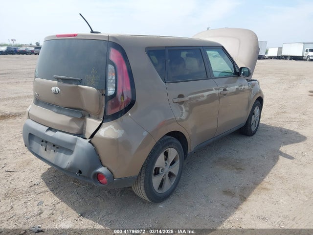 KNDJN2A26F7164208 KIA Soul