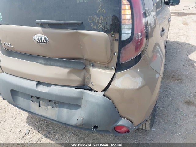 KNDJN2A26F7164208 KIA Soul