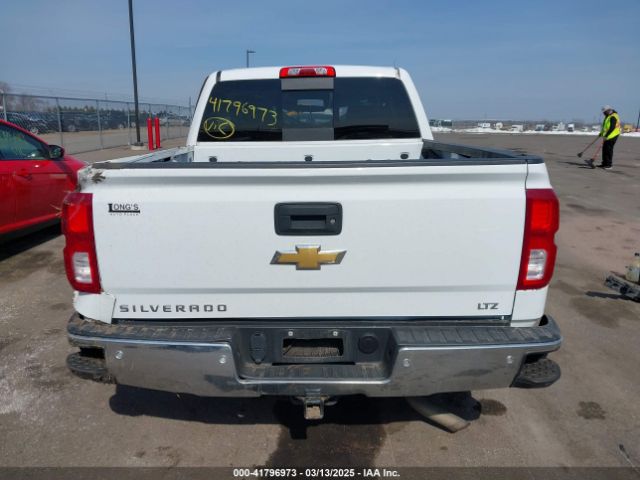 3GCUKSEC9JG530572 Chevrolet Silverado 1500 1lz
