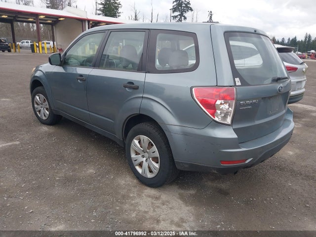 41796992 :رقم المزاد ، JF2SH6AC9AG738385 vin ، 2010 Subaru Forester 2.5x مزاد بيع