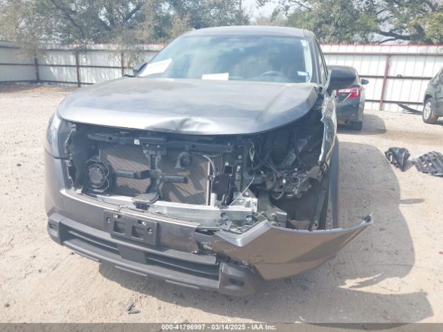 5N1DR3AC0PC205758 Nissan Pathfinder S 4wd