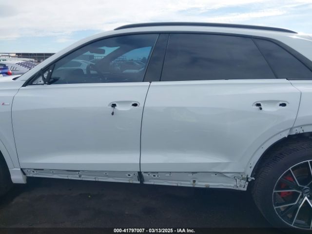 WA1FVAF14KD045661 Audi Q8 55 Premium