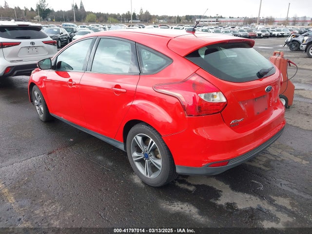 Ford FOCUS SE 2014 1FADP3K22EL300678 Image 3