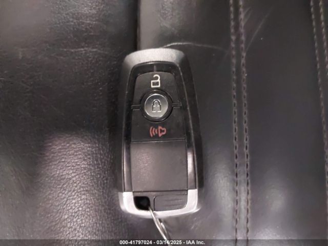 2FMPK4J93HBB43379 Ford EDGE SEL