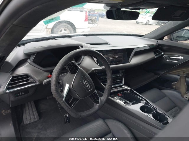 WAUEJBFW6R7002606 Audi E-tron Gt Prestige Quattro