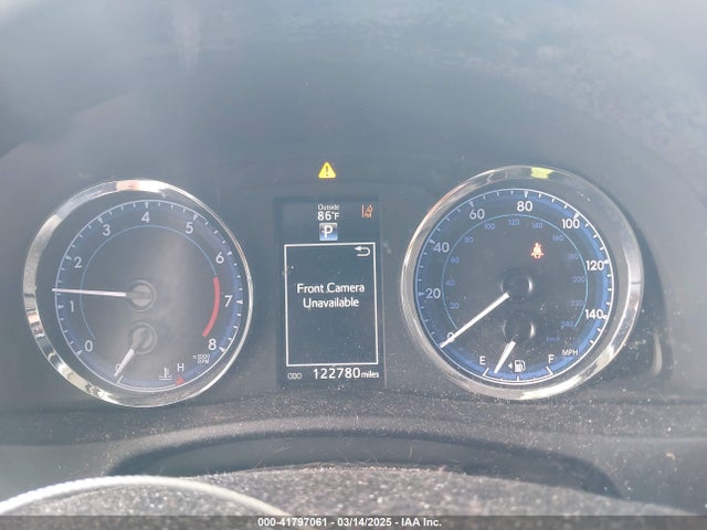 5YFBURHE6JP758594 Toyota COROLLA SE