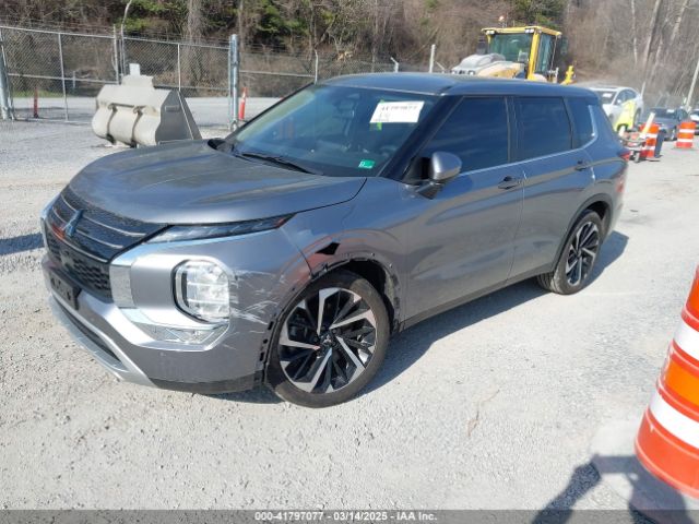 2022 MITSUBISHI OUTLANDER JA4J3UA8XNZ025282 Photo 1