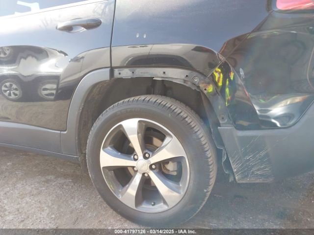1C4PJLDB9KD427679 Jeep Cherokee Limited Fwd