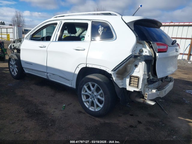 1C4PJLCBXGW287221 Jeep Cherokee Latitude