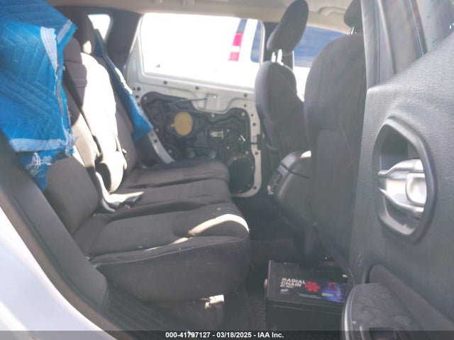 1C4PJLCBXGW287221 Jeep Cherokee Latitude