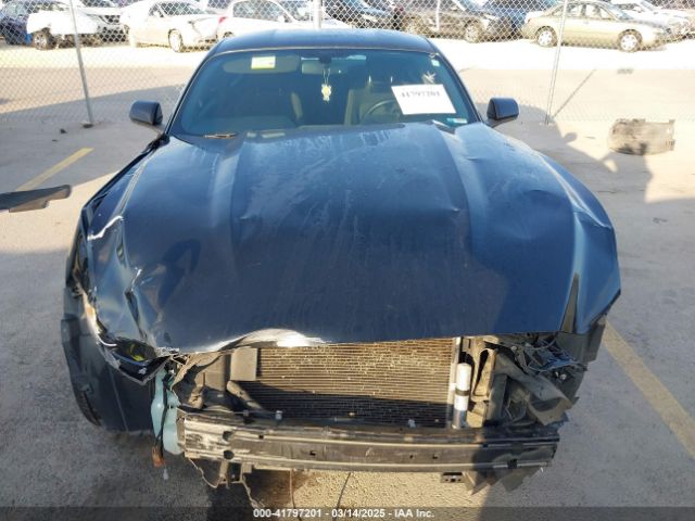 1FA6P8AM0G5302915 Ford Mustang V6