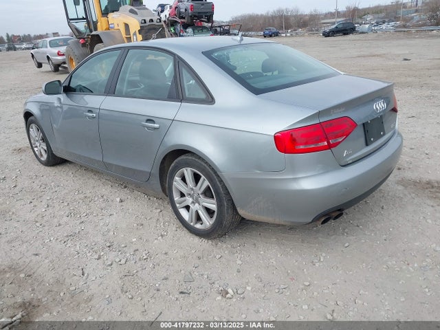 2010 AUDI A4 WAUBFAFL8AN012882 Photo 2