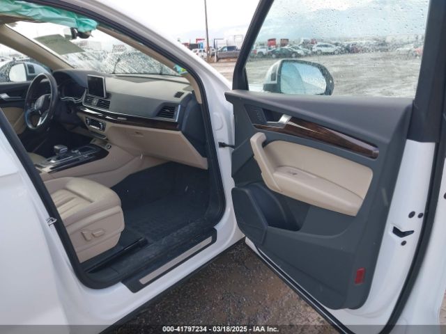 2018 AUDI Q5 WA1BNAFY3J2233058 Photo 4