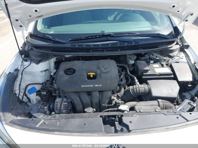 3KPFK4A77JE245278 KIA FORTE LX