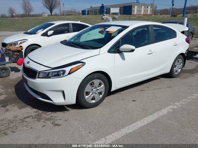 3KPFK4A77JE245278 KIA FORTE LX