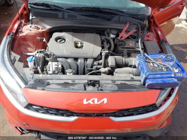 3KPF24AD8NE434985 KIA Forte Lxs