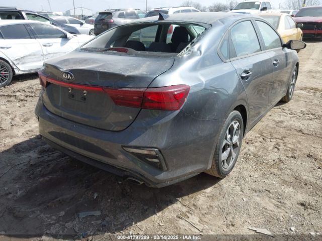 3KPF24AD8KE077769 KIA Forte Lxs