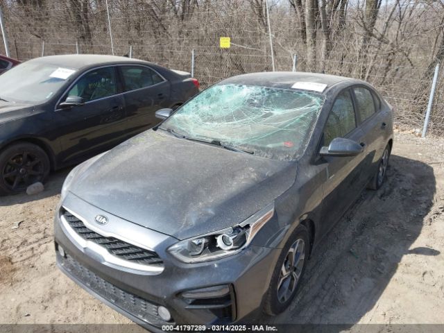 3KPF24AD8KE077769 KIA Forte Lxs