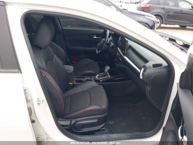 3KPF44AC9PE530631 KIA FORTE GT