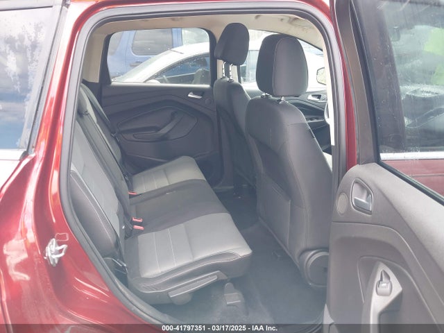 1FMCU9GXXGUB02932 Ford ESCAPE SE