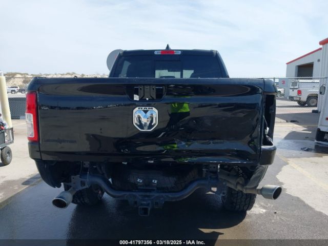 1C6RREFT1NN190128 RAM 1500 Lone Star  4x2 5'7 Box