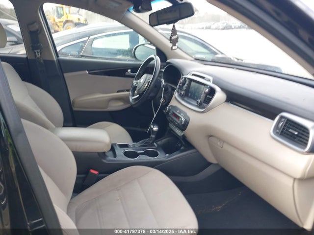 5XYPGDA35KG435667 KIA Sorento 2.4l Lx