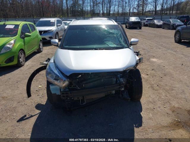 3N1CP5CU2JL538274 Nissan Kicks S/sr/sv