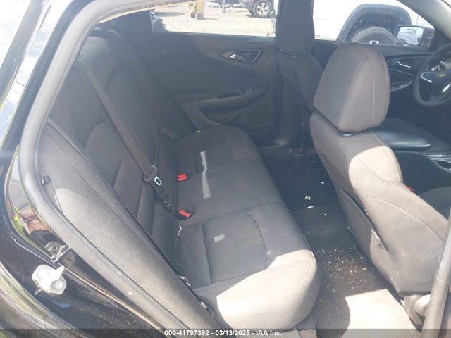 1G1ZB5STXJF242615 Chevrolet Malibu 1ls