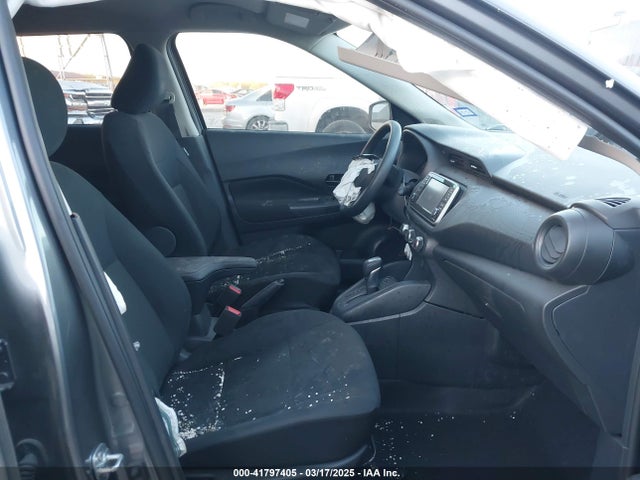 3N1CP5BV8RL594399 Nissan Kicks S Xtronic Cvt