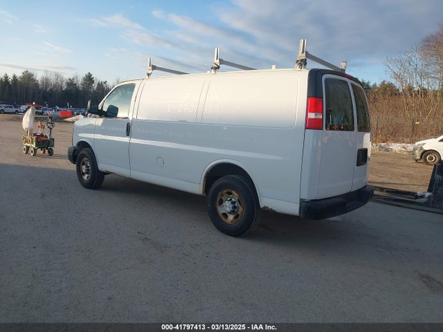 1GCWGFCF9F1186021 Chevrolet Express 2500 Work Van