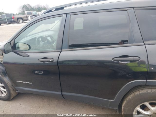1C4PJMAS8GW220688 Jeep Cherokee Sport