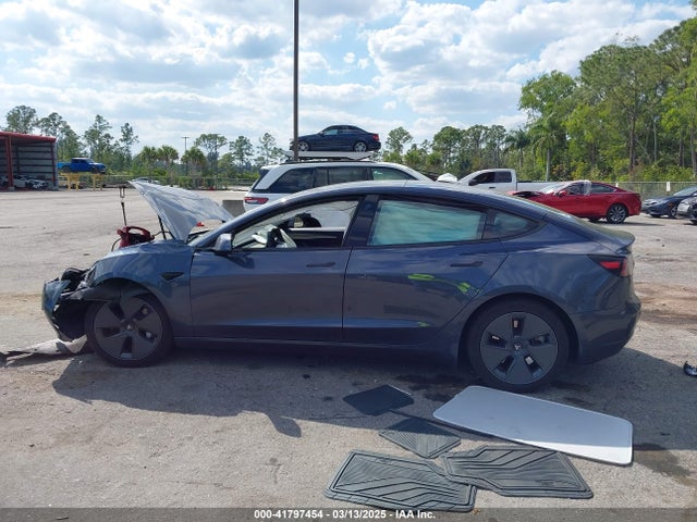 Tesla Model 3 Rear-wheel Drive 2023 5YJ3E1EA1PF601418 Image 13