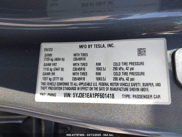 2023 TESLA MODEL 3 5YJ3E1EA1PF601418 Photo 8
